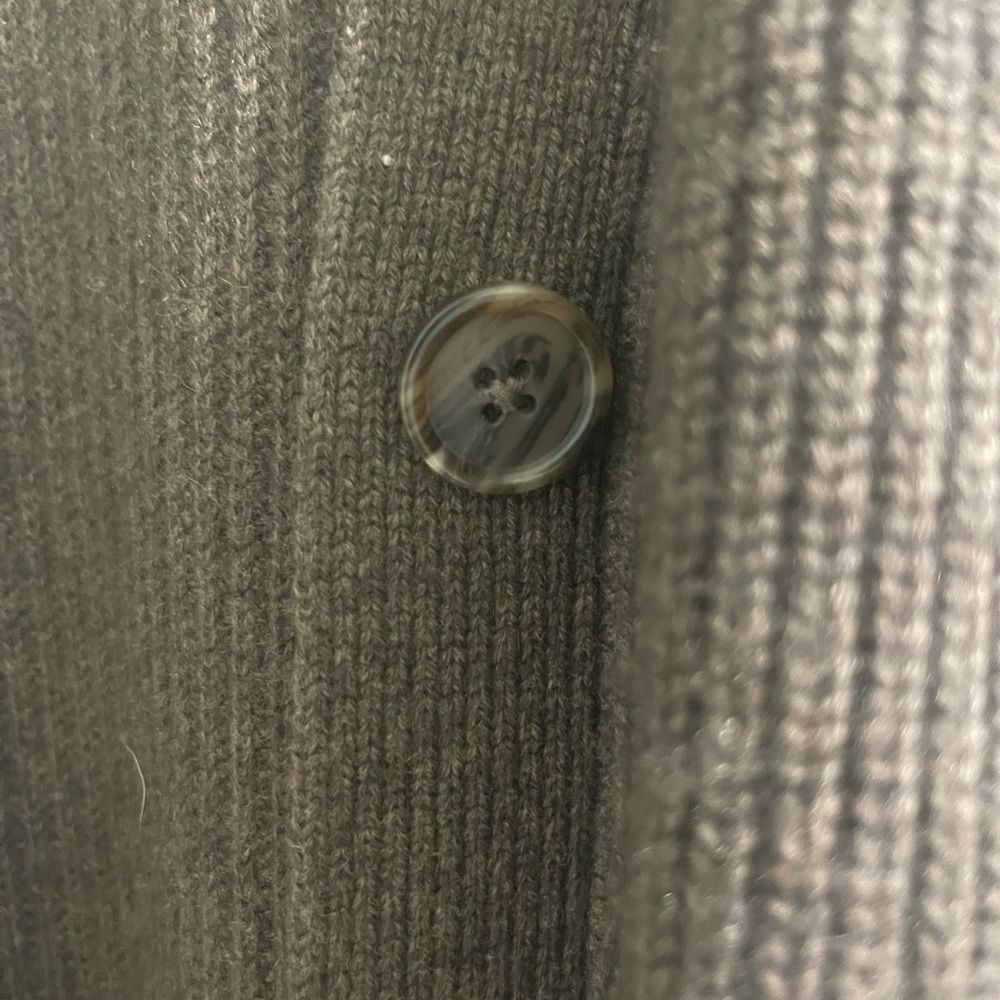 Quince Mongolian Cashmere Oversized Boyfriend Cardigan Sweater - Picture 5 of 5